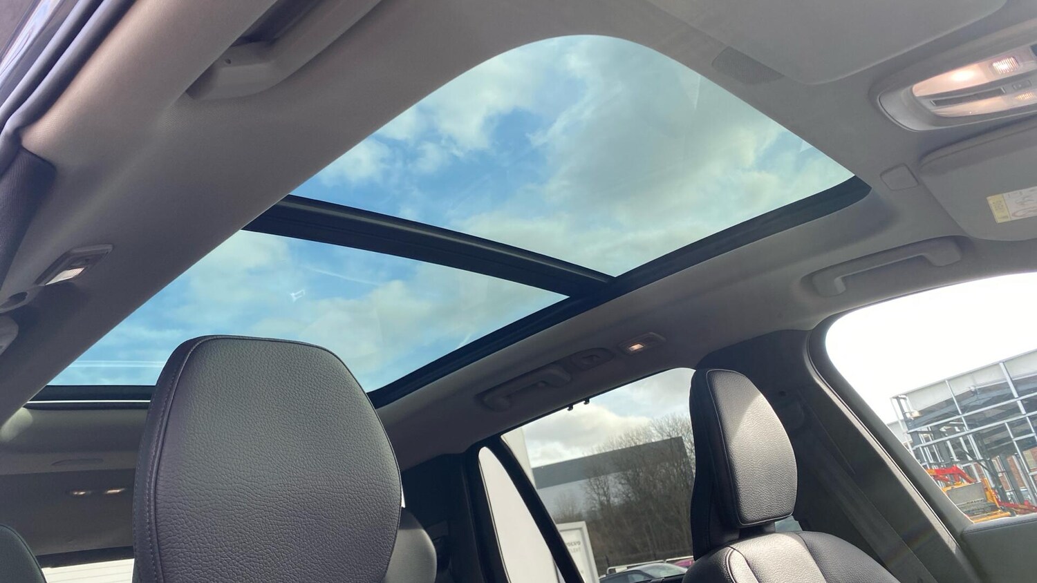 Used Volvo XC90 2023 for sale - 77695389: Photo 36