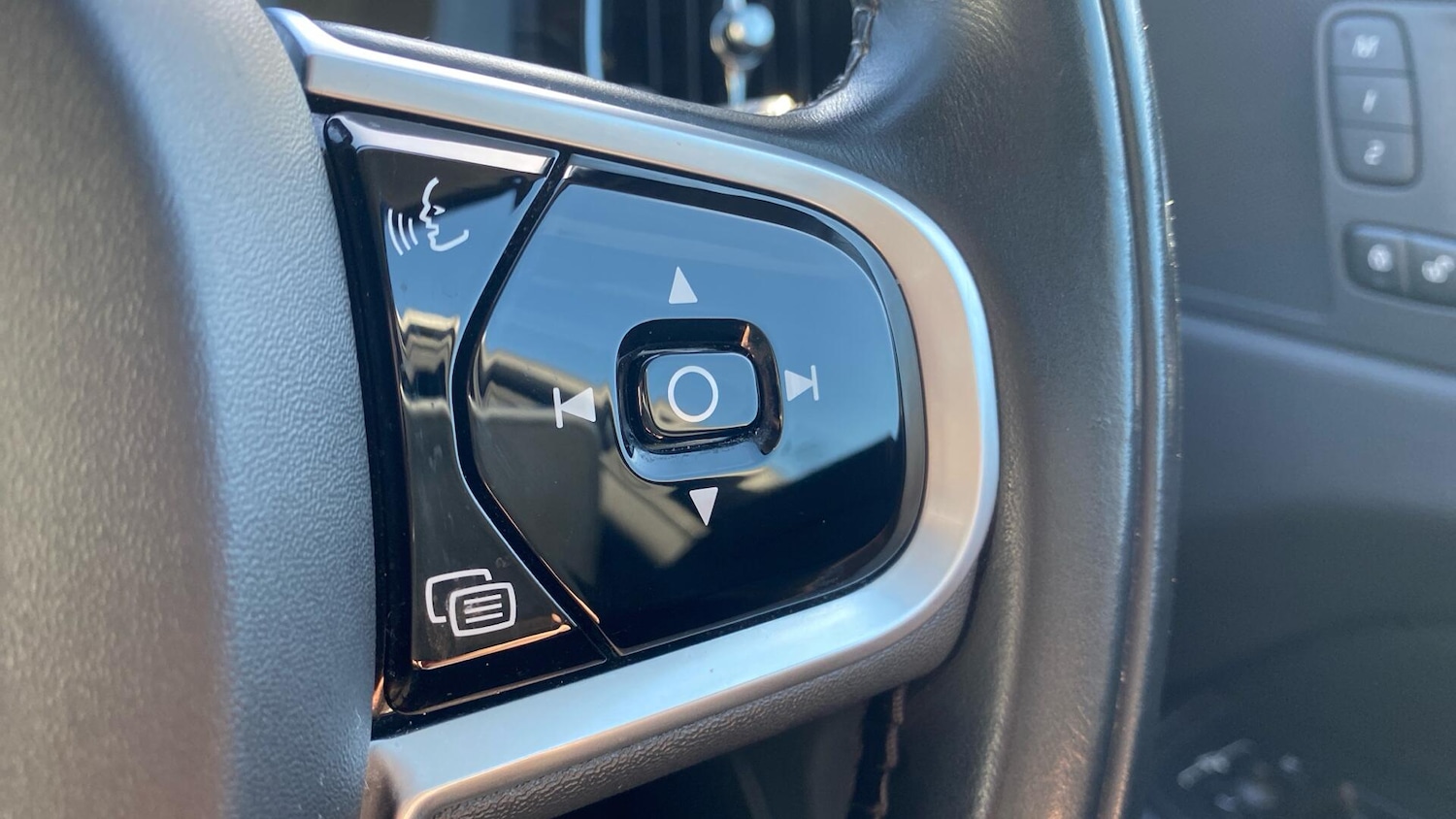 Used Volvo XC60 2020 for sale - 77939568: Photo 16