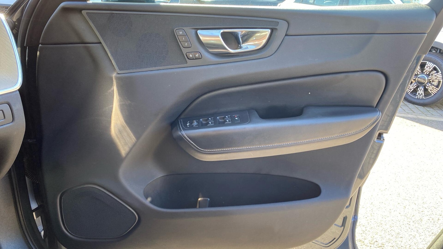 Used Volvo XC60 2020 for sale - 77939568: Photo 24