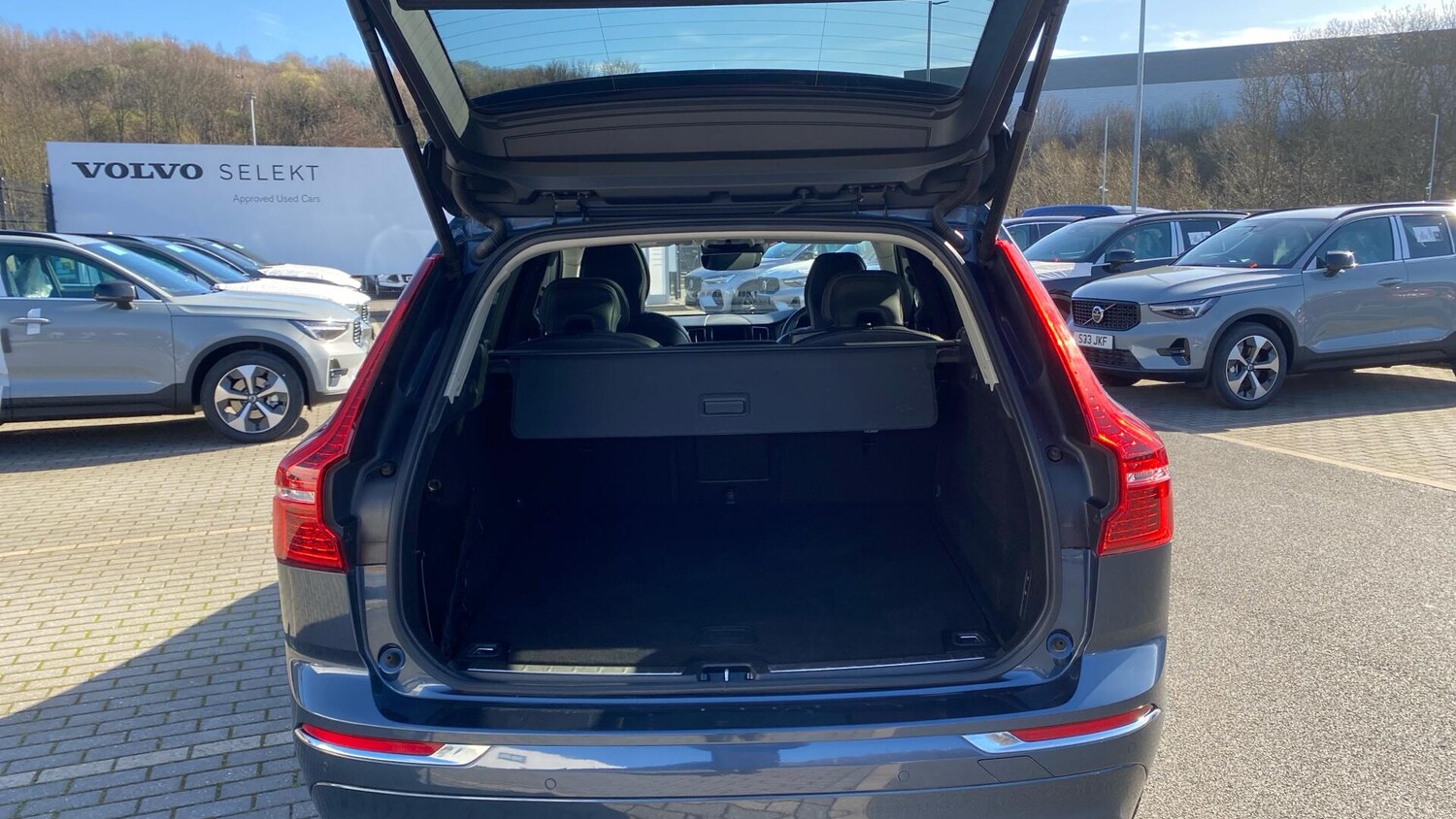 Used Volvo XC60 2020 for sale - 77939568: Photo 35