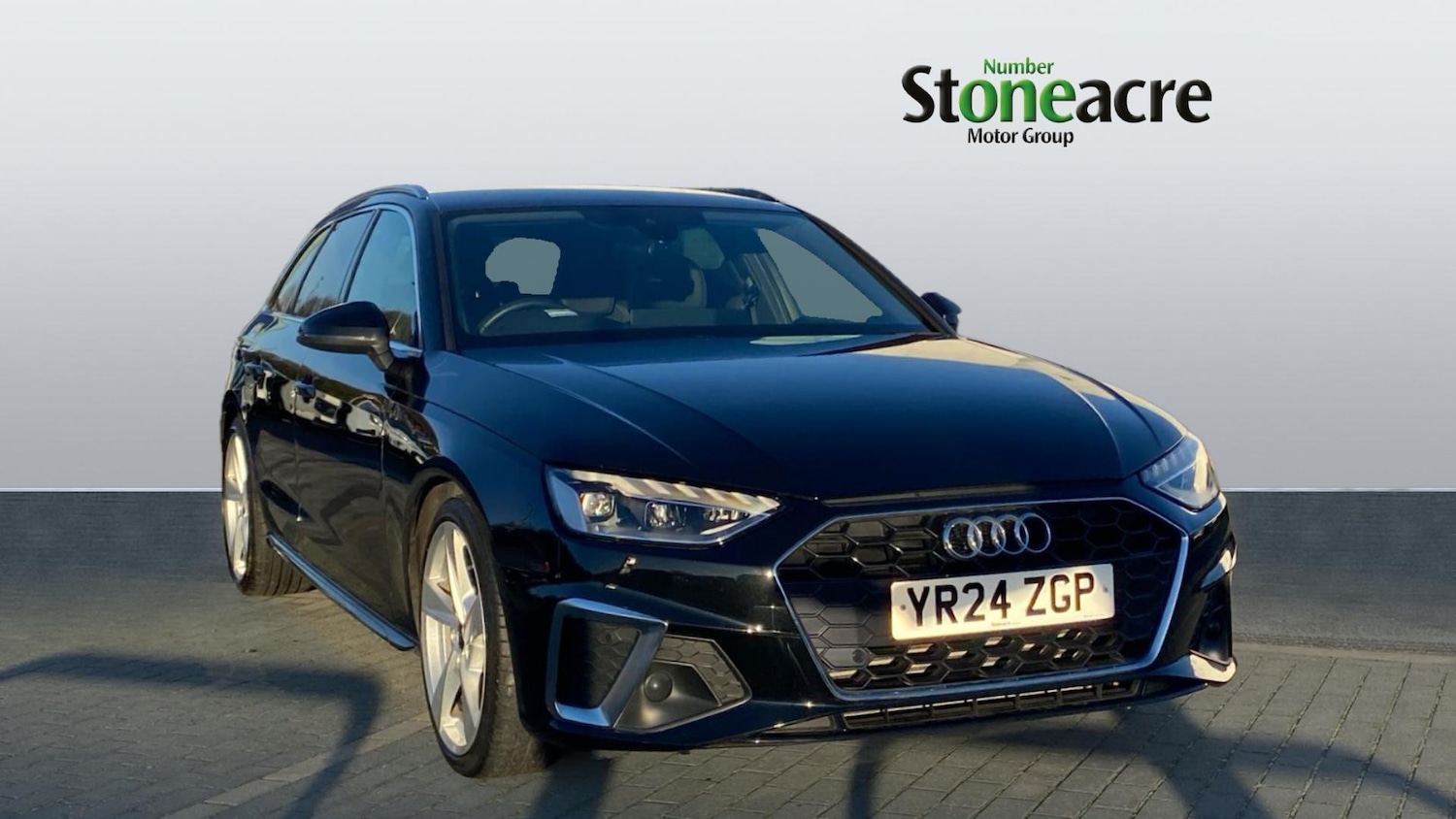 Used Audi A4 Avant for sale - 76728669: Photo 1