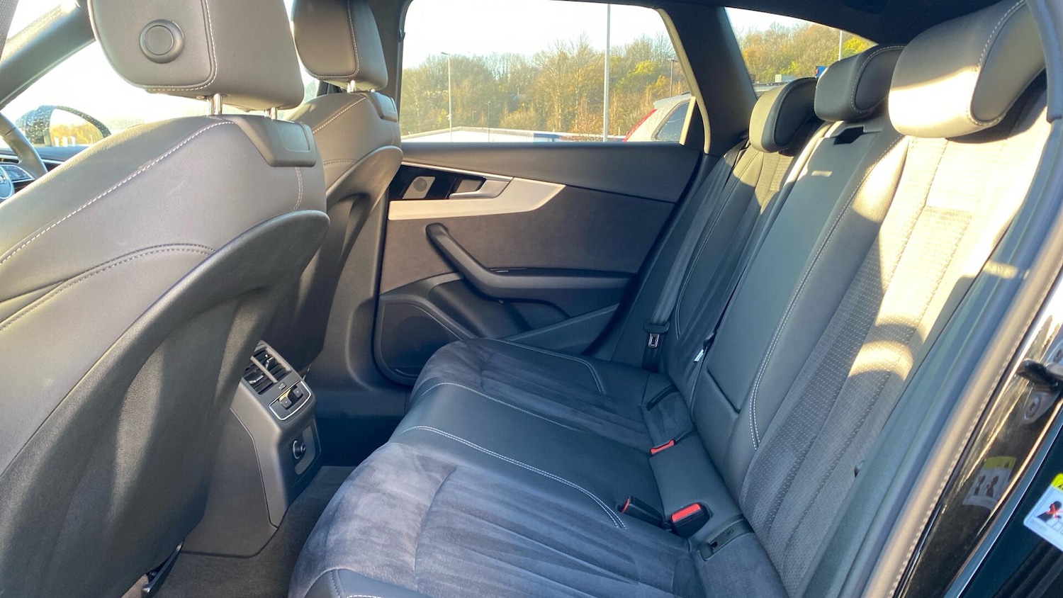 Used Audi A4 Avant for sale - 76728669: Photo 33