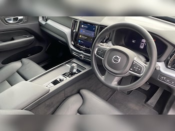 Used Volvo XC60 2021 for sale - 75719847: Photo