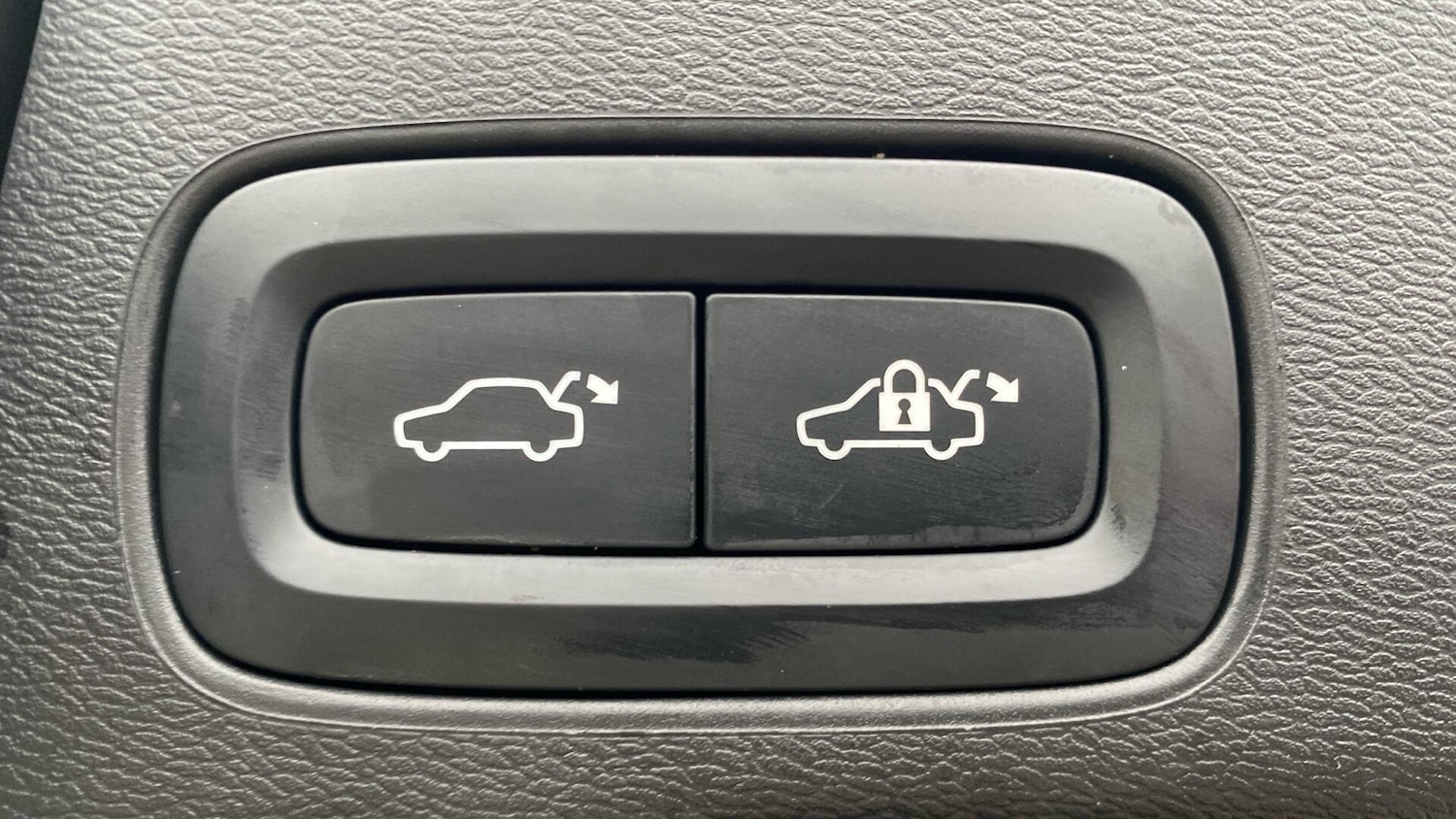 Used Volvo XC60 2022 for sale - 77511116: Photo 23