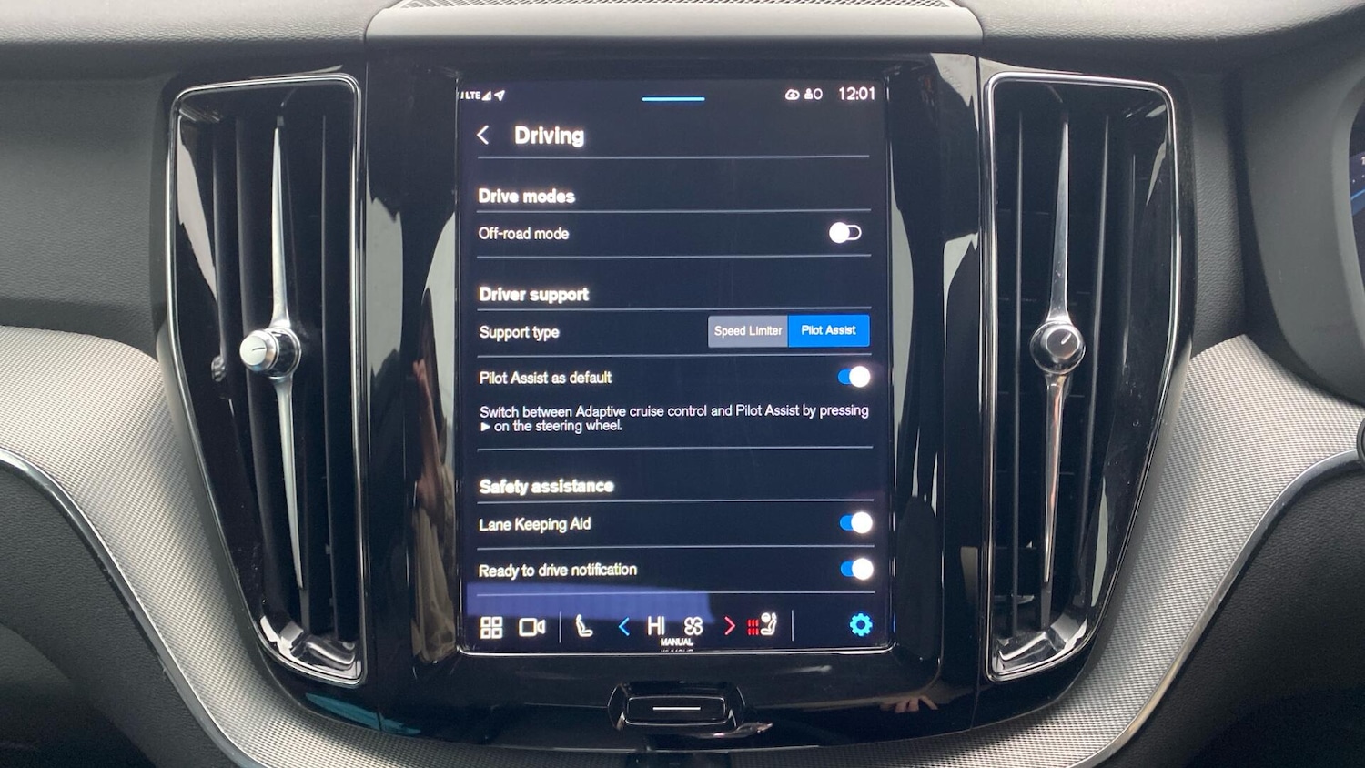 Used Volvo XC60 2022 for sale - 77511116: Photo 30