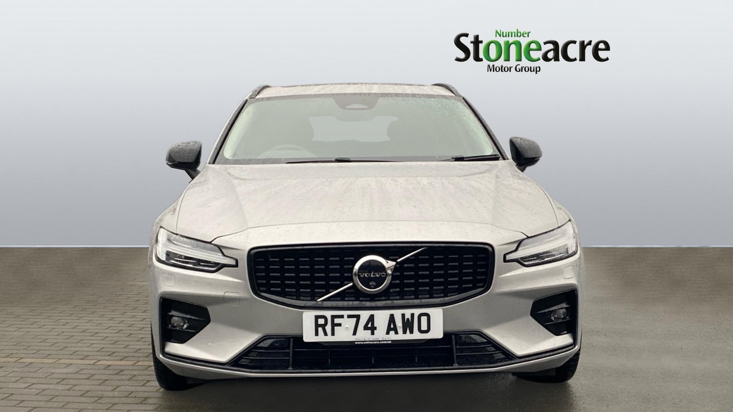 Used Volvo V60 2025 for sale - 77351723: Photo 2