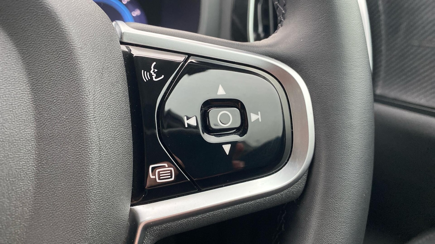 Used Volvo V60 2025 for sale - 77351723: Photo 20