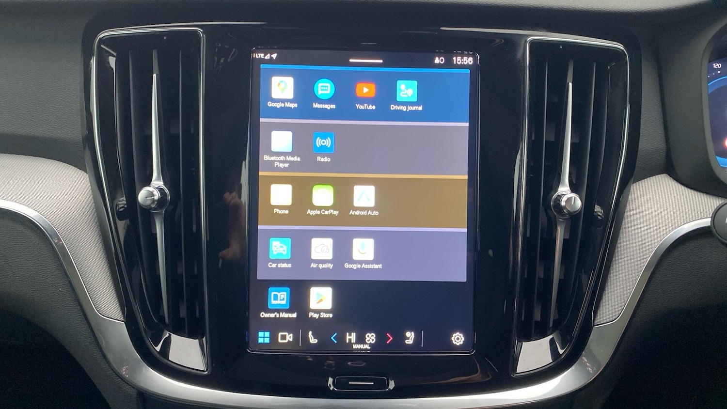 Used Volvo V60 2025 for sale - 77351723: Photo 32