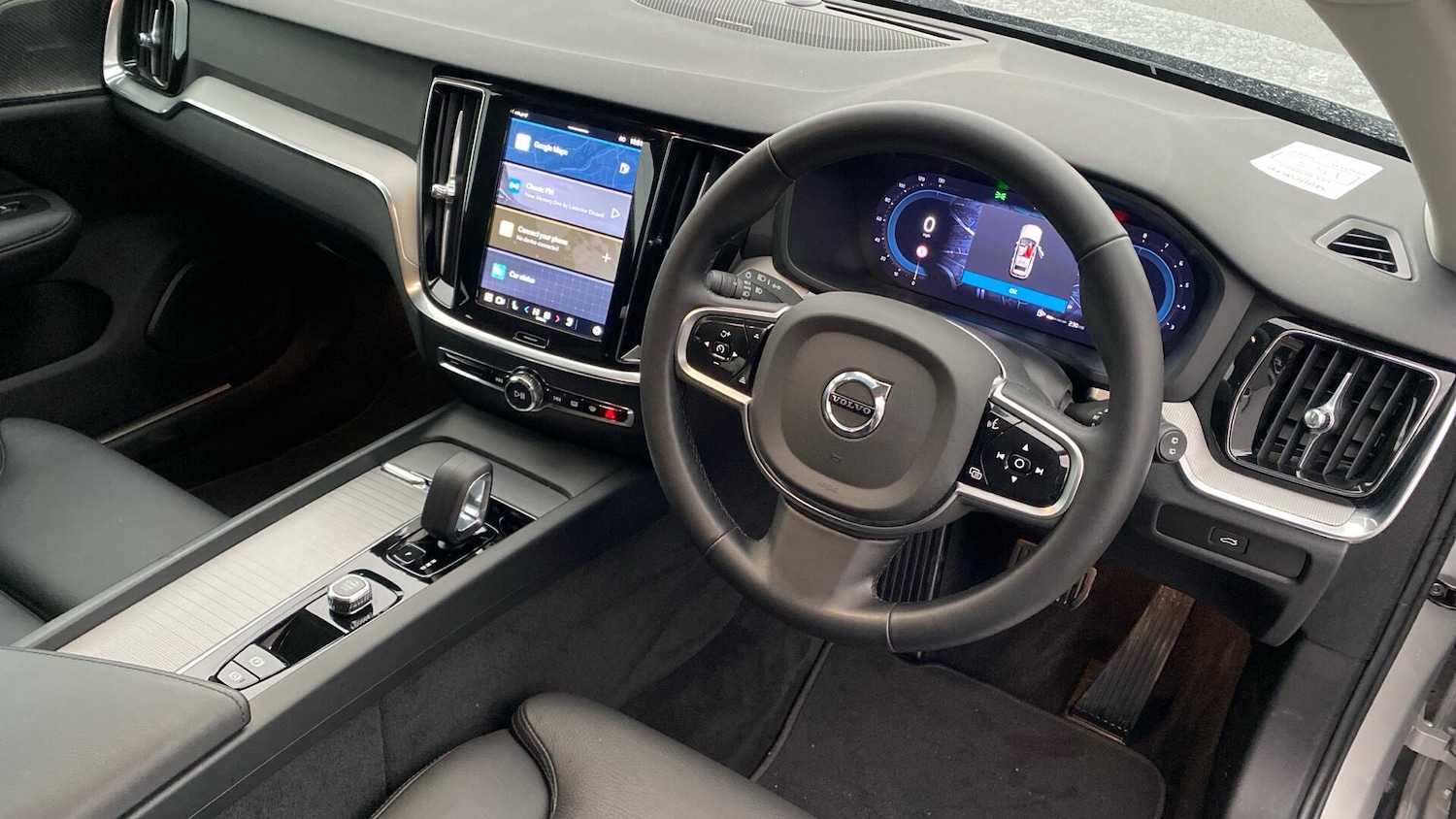 Used Volvo V60 2025 for sale - 77351723: Photo 37