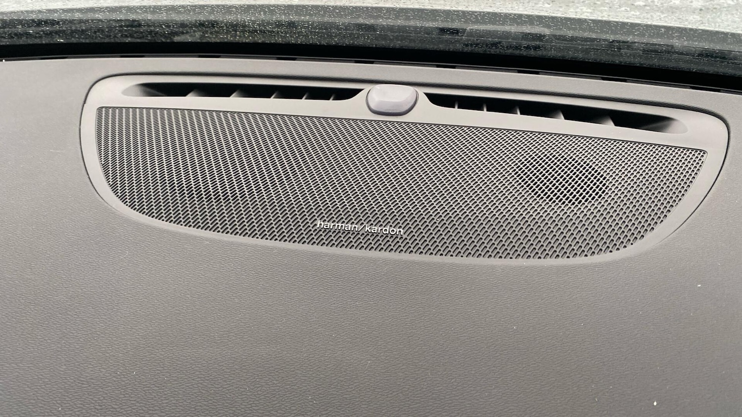 Used Volvo V60 2025 for sale - 77351723: Photo 40