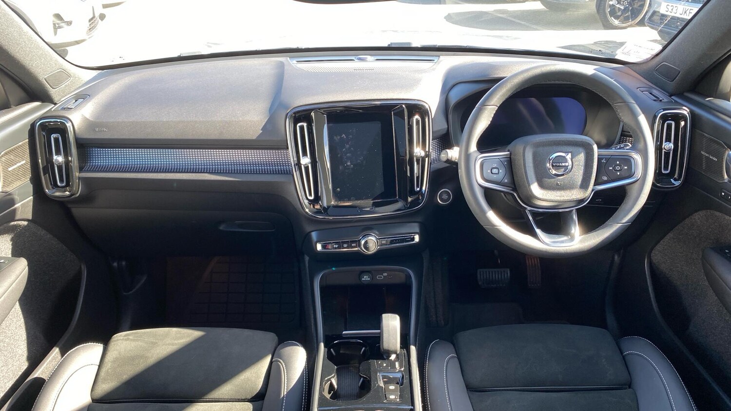 Used Volvo XC40 for sale - 77939918: Photo 10