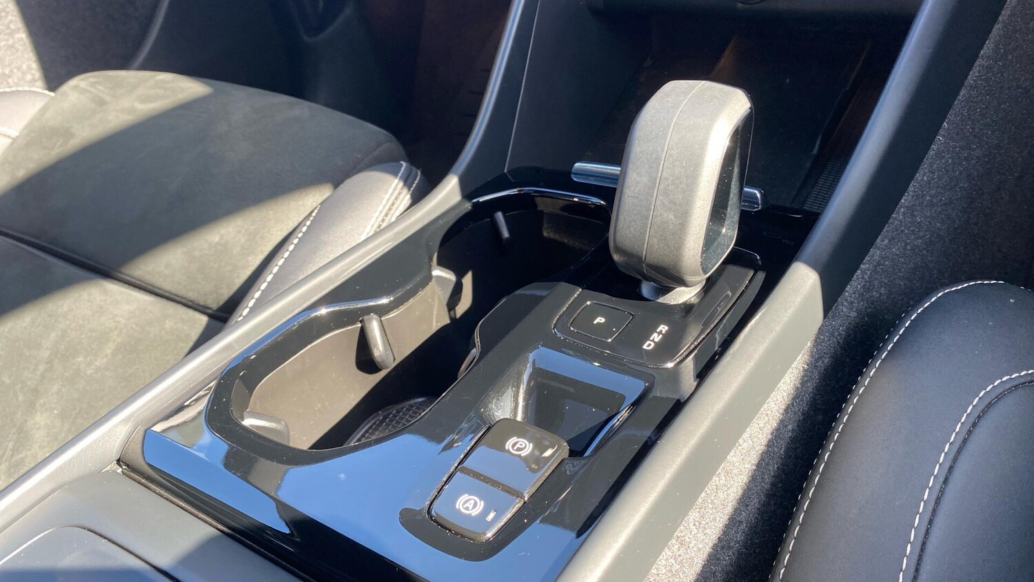 Used Volvo XC40 for sale - 77939918: Photo 11