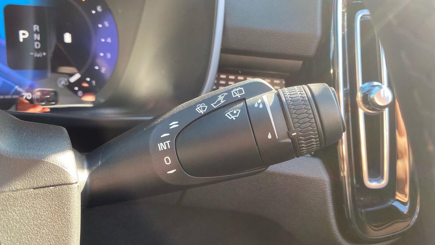 Used Volvo XC40 for sale - 77939918: Photo 18