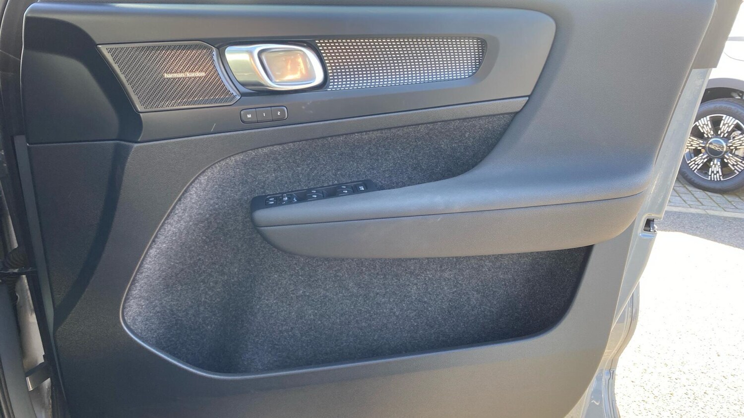 Used Volvo XC40 for sale - 77939918: Photo 23