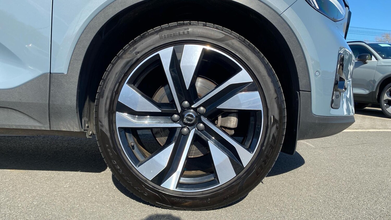 Used Volvo XC40 for sale - 77939918: Photo 24