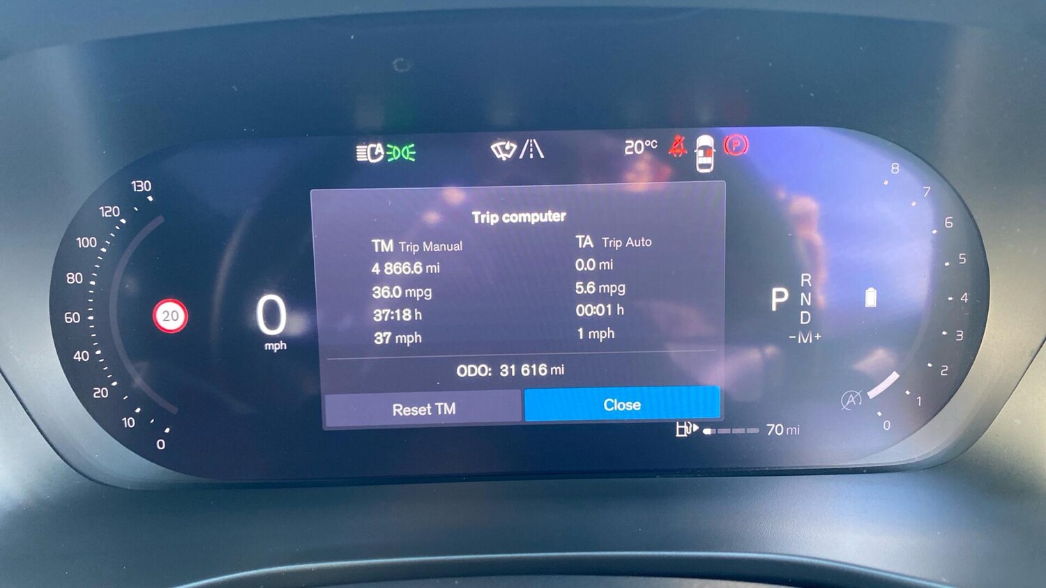 Used Volvo XC40 for sale - 77939918: Photo 32