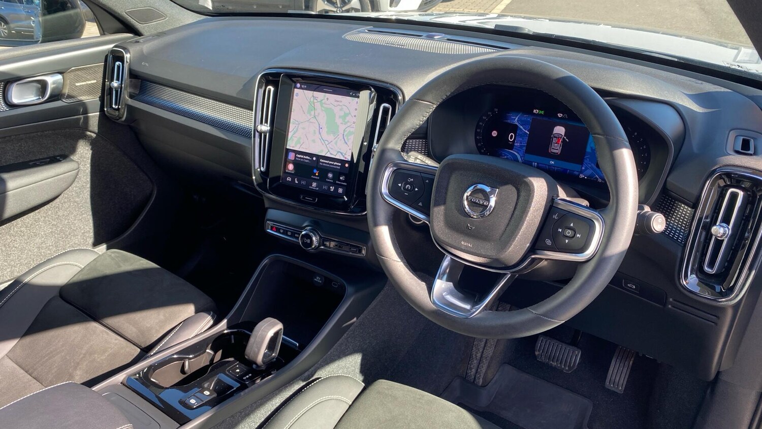 Used Volvo XC40 for sale - 77939918: Photo 37