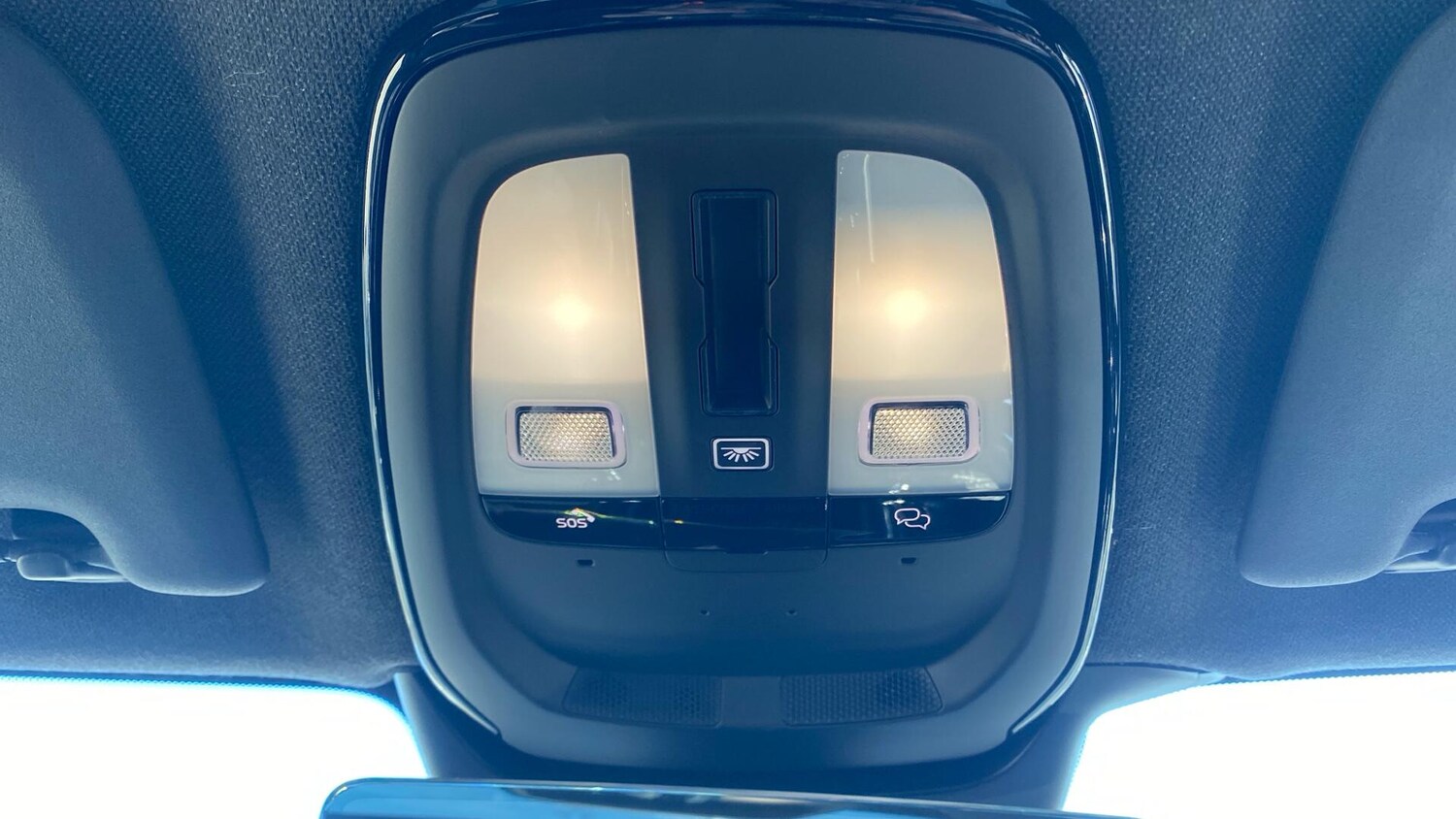 Used Volvo XC40 for sale - 77939918: Photo 39