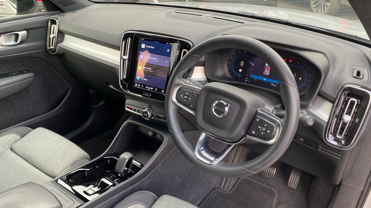 Used Volvo XC40 2023 for sale - 77696116: Photo 10