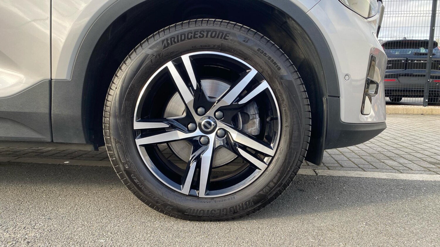 Used Volvo XC40 2023 for sale - 77696116: Photo 25