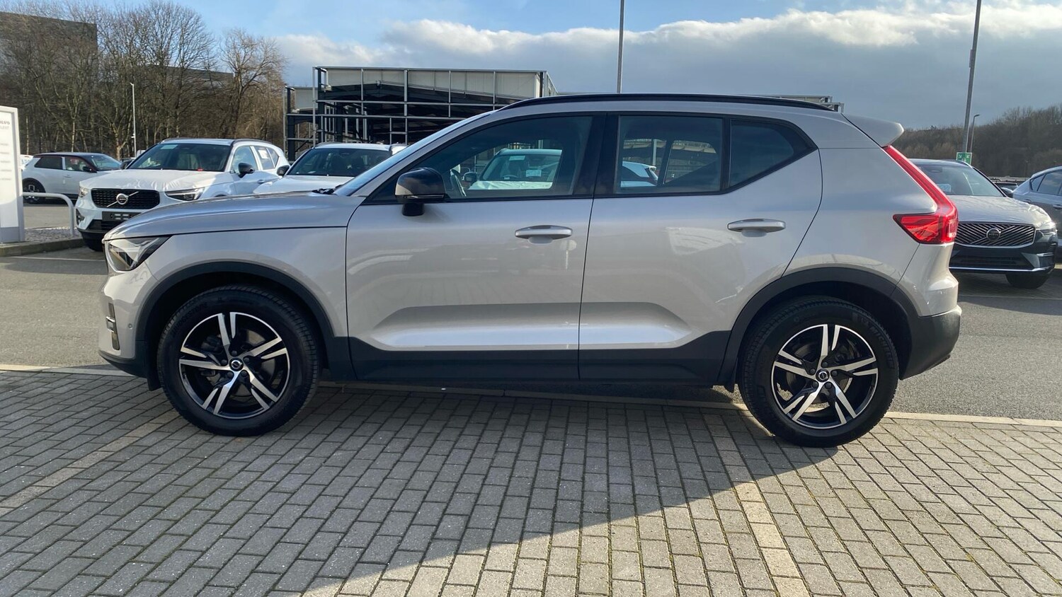 Used Volvo XC40 2023 for sale - 77696116: Photo 6