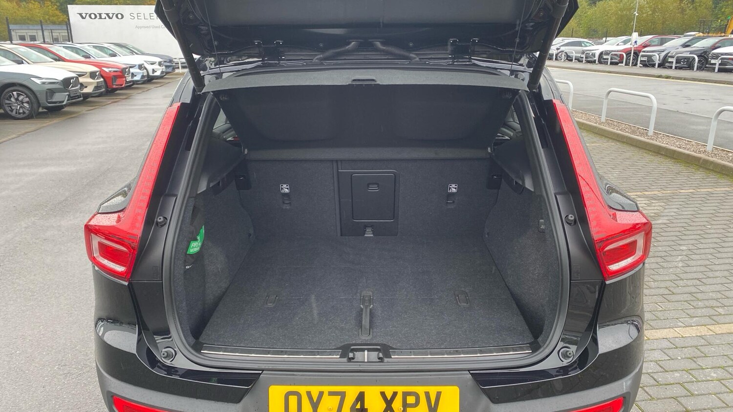 Used Volvo XC40 2024 for sale - 76371359: Photo 14