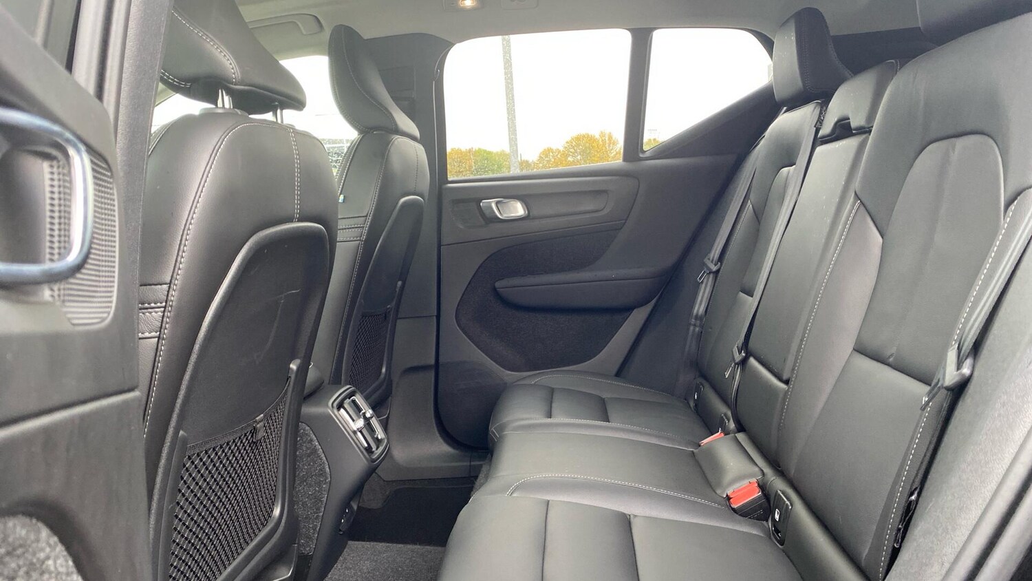 Used Volvo XC40 2024 for sale - 76371359: Photo 34