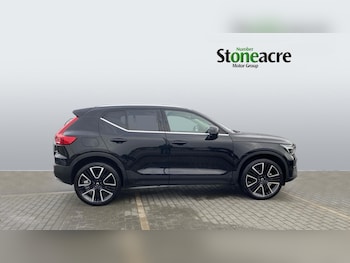 Used Volvo XC40 2024 for sale - 76371359: Photo