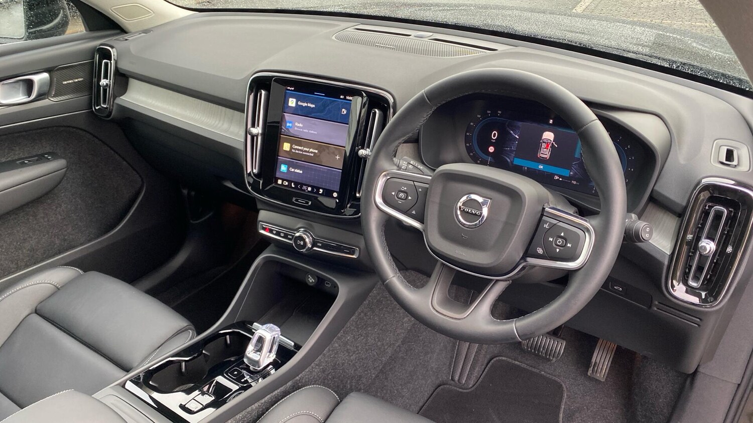 Used Volvo XC40 2024 for sale - 76371359: Photo 5