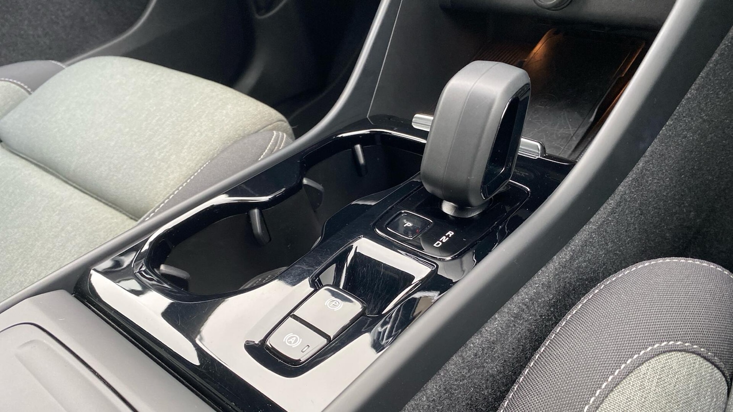 Used Volvo XC40 2023 for sale - 77074145: Photo 11