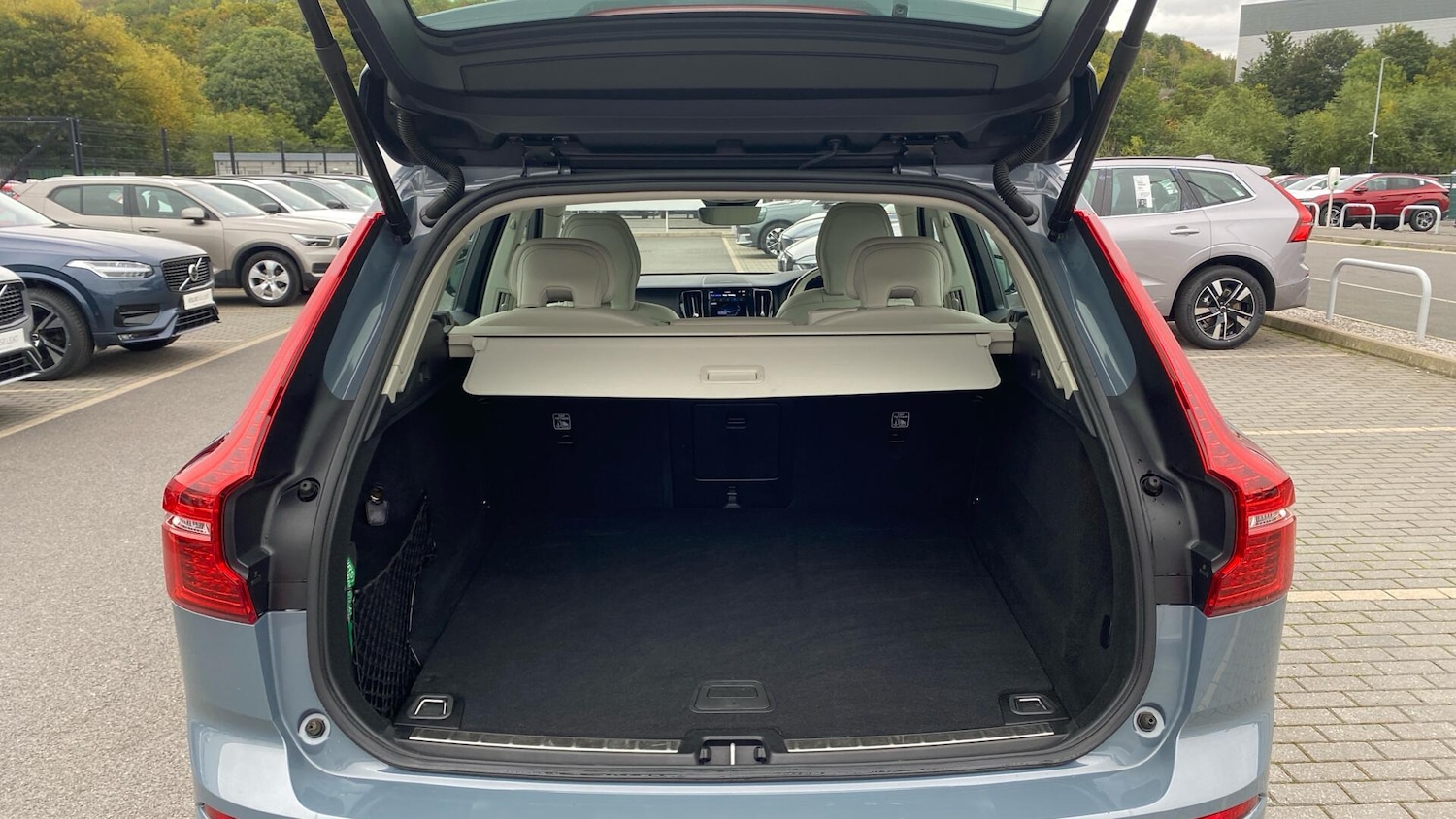 Used Volvo XC60 2022 for sale - 76136934: Photo 13