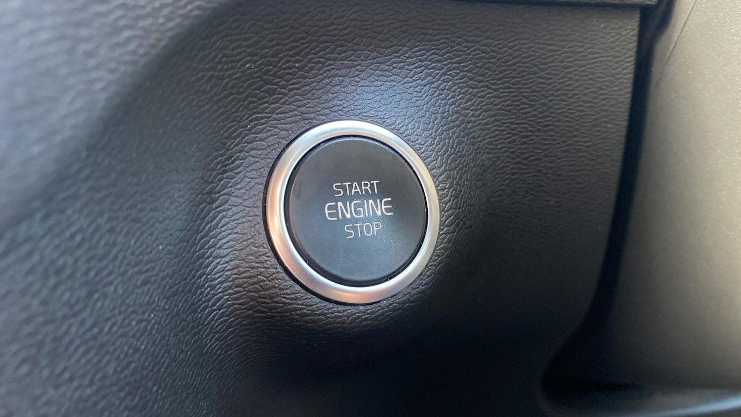 Used Volvo XC40 2019 for sale - 76425555: Photo 26