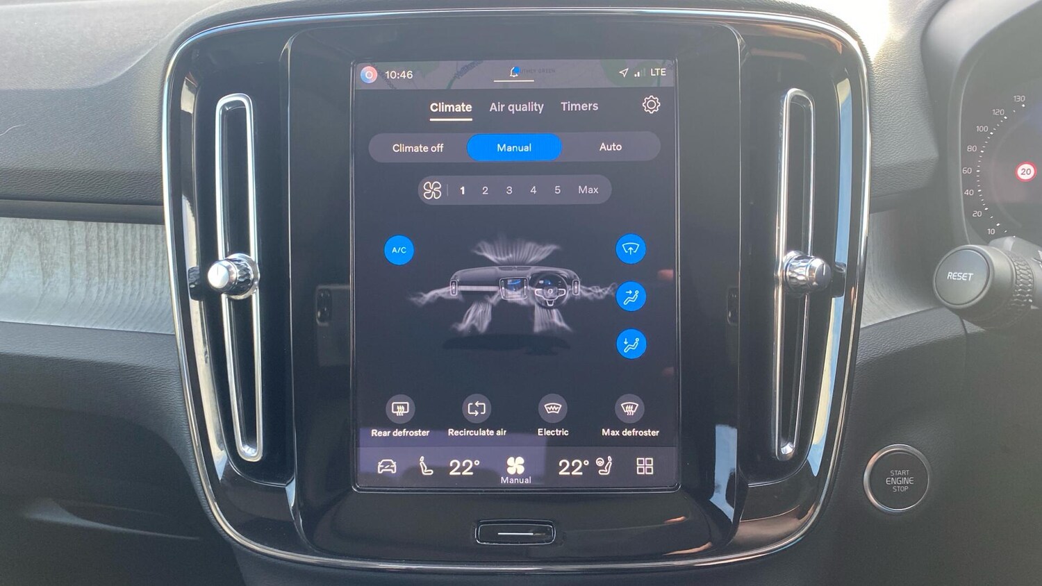 Used Volvo XC40 for sale - 77753340: Photo 27