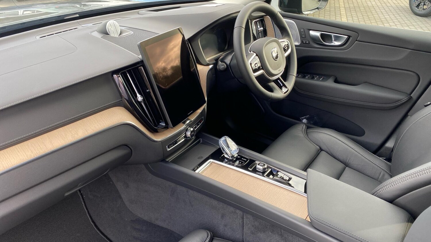 Used Volvo XC60 2026 for sale - 78019579: Photo 35