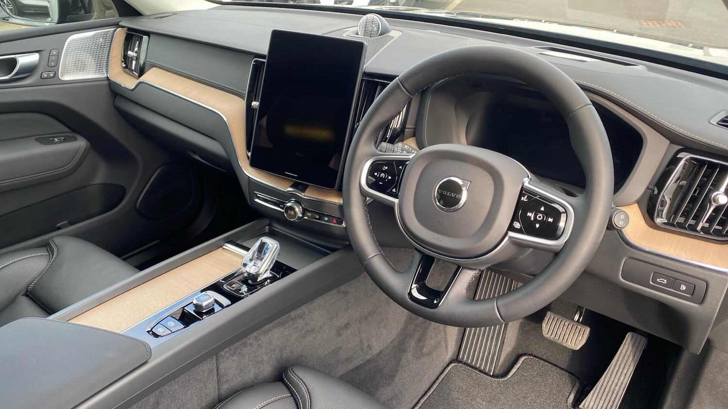 Used Volvo XC60 2026 for sale - 78019579: Photo 4