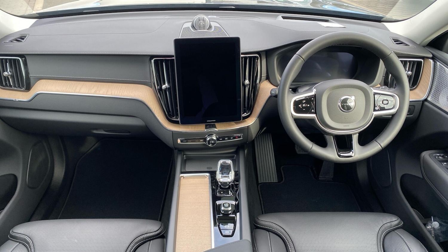 Used Volvo XC60 2026 for sale - 78019579: Photo 5