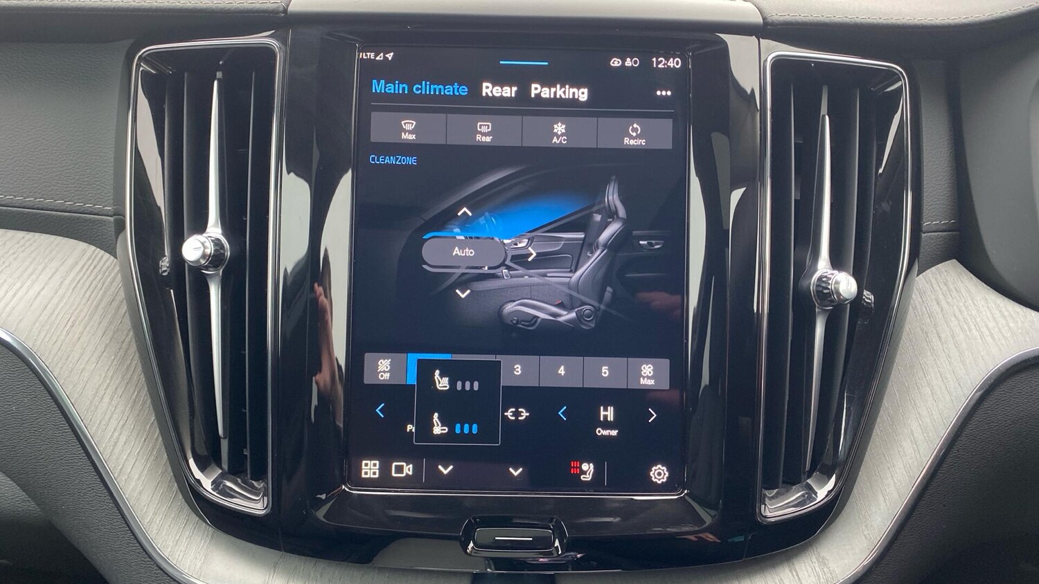 Used Volvo XC60 2025 for sale - 77455263: Photo 15