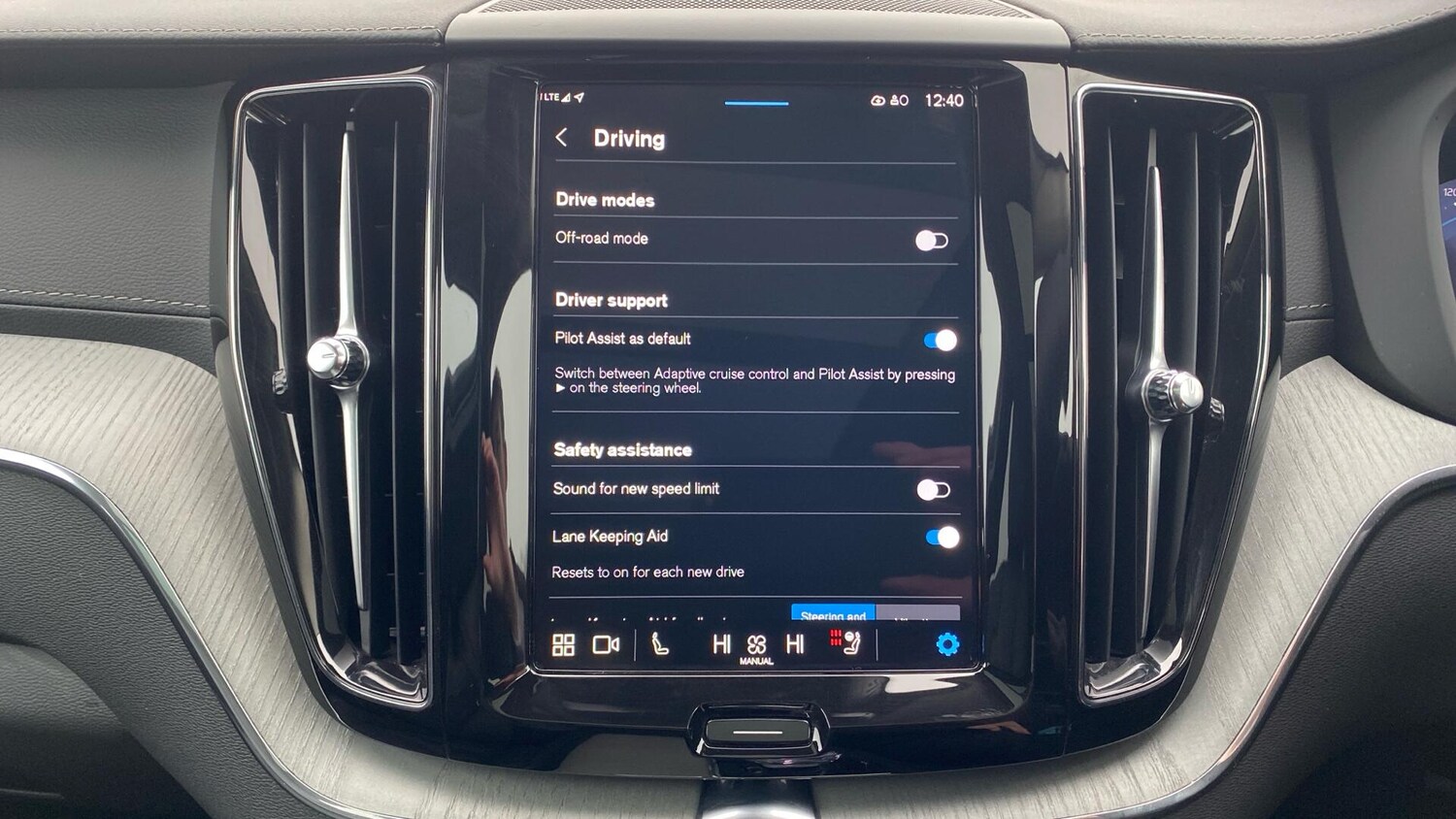 Used Volvo XC60 2025 for sale - 77455263: Photo 16