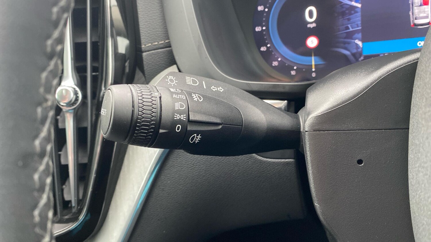 Used Volvo XC60 2025 for sale - 77455263: Photo 20