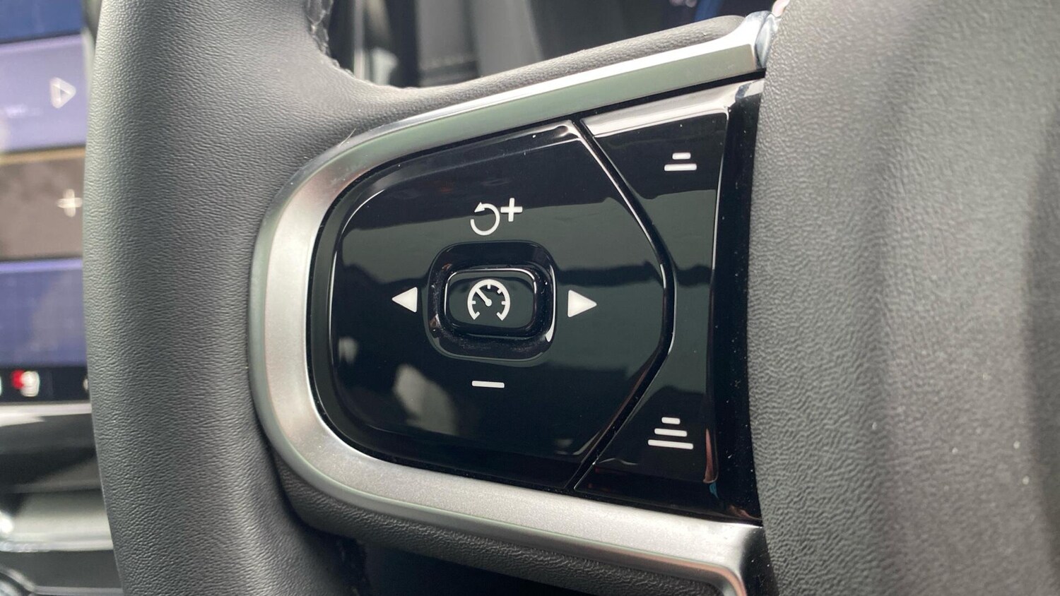 Used Volvo XC60 2025 for sale - 77455263: Photo 21