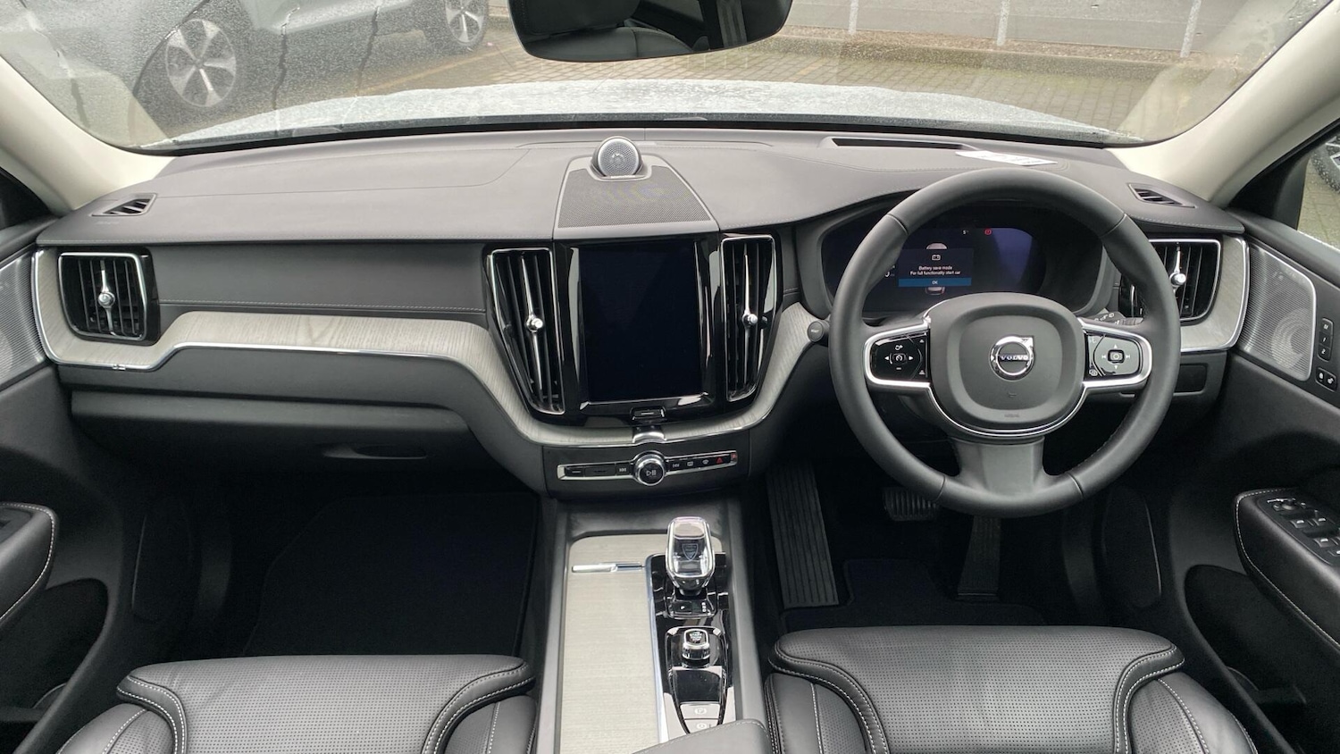 Used Volvo XC60 2025 for sale - 77455263: Photo 5