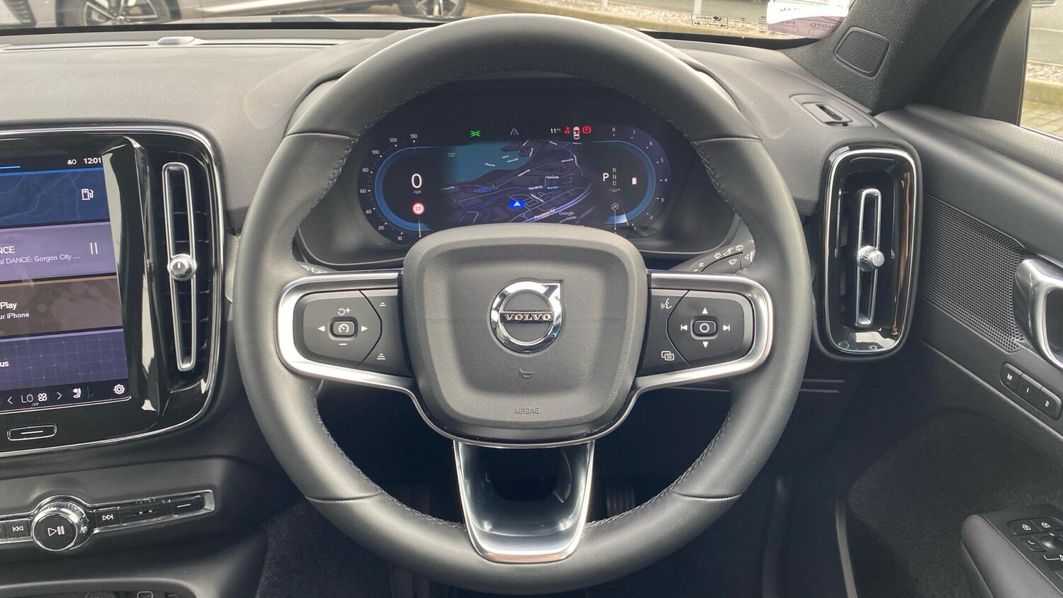 Used Volvo XC40 for sale - 77825270: Photo 10