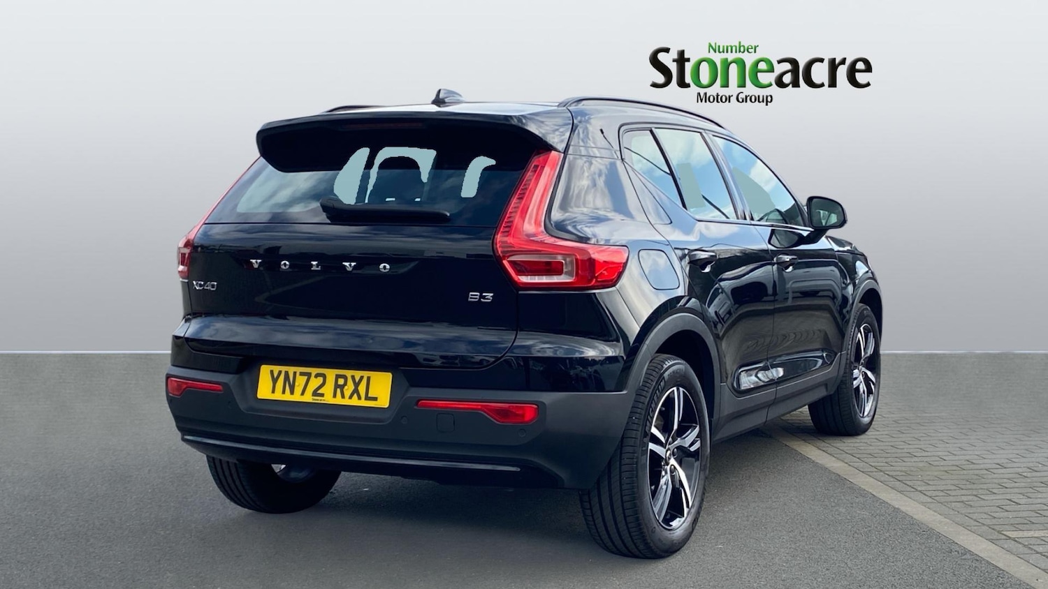 Used Volvo XC40 for sale - 77825270: Photo 2