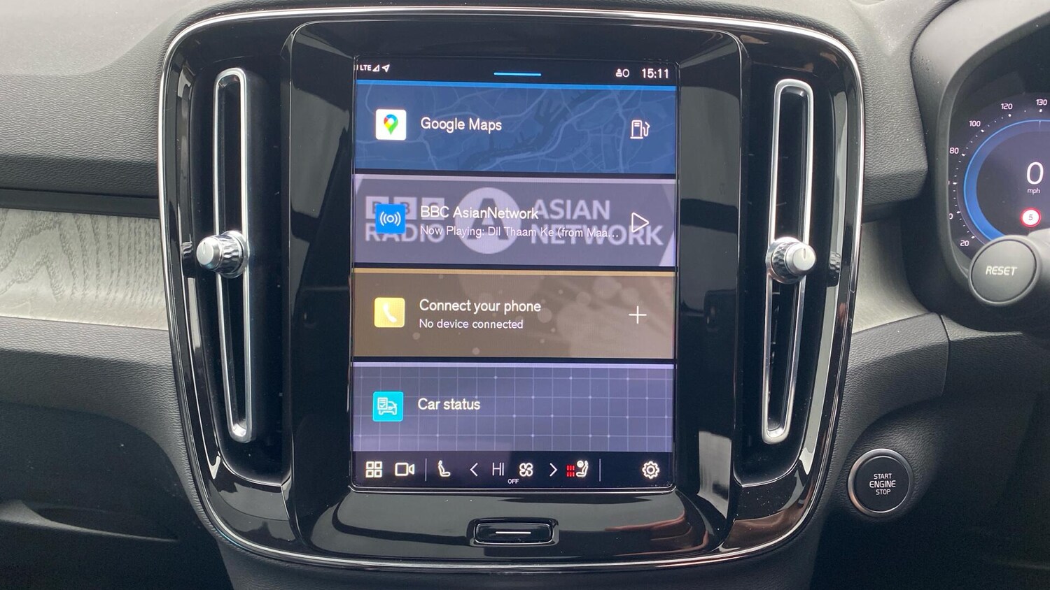 Used Volvo XC40 2023 for sale - 77839785: Photo 12