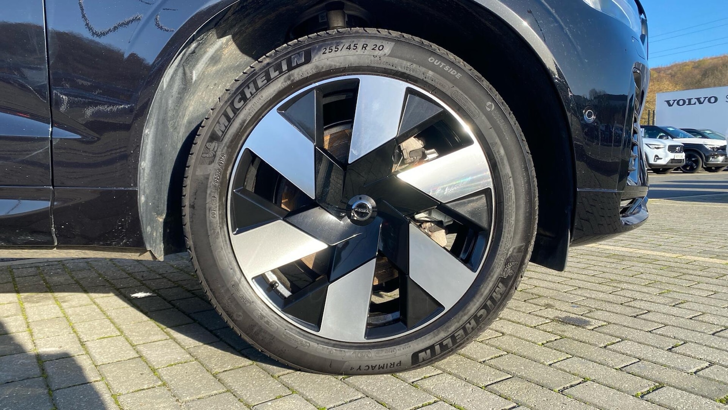 Used Volvo XC60 2025 for sale - 76612853: Photo 10