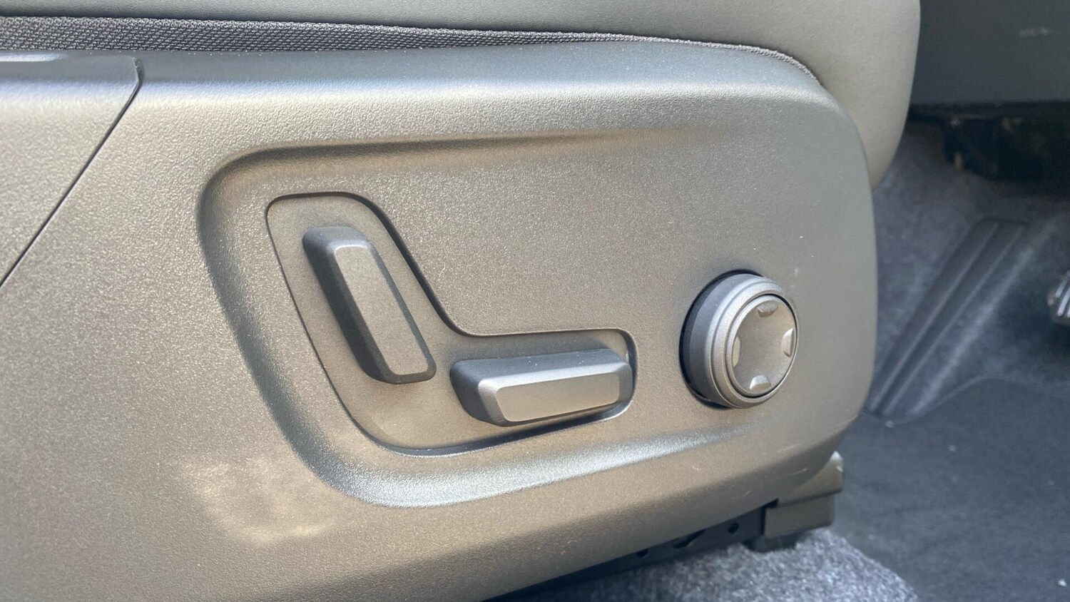 Used Volvo XC40 2026 for sale - 77898508: Photo 22