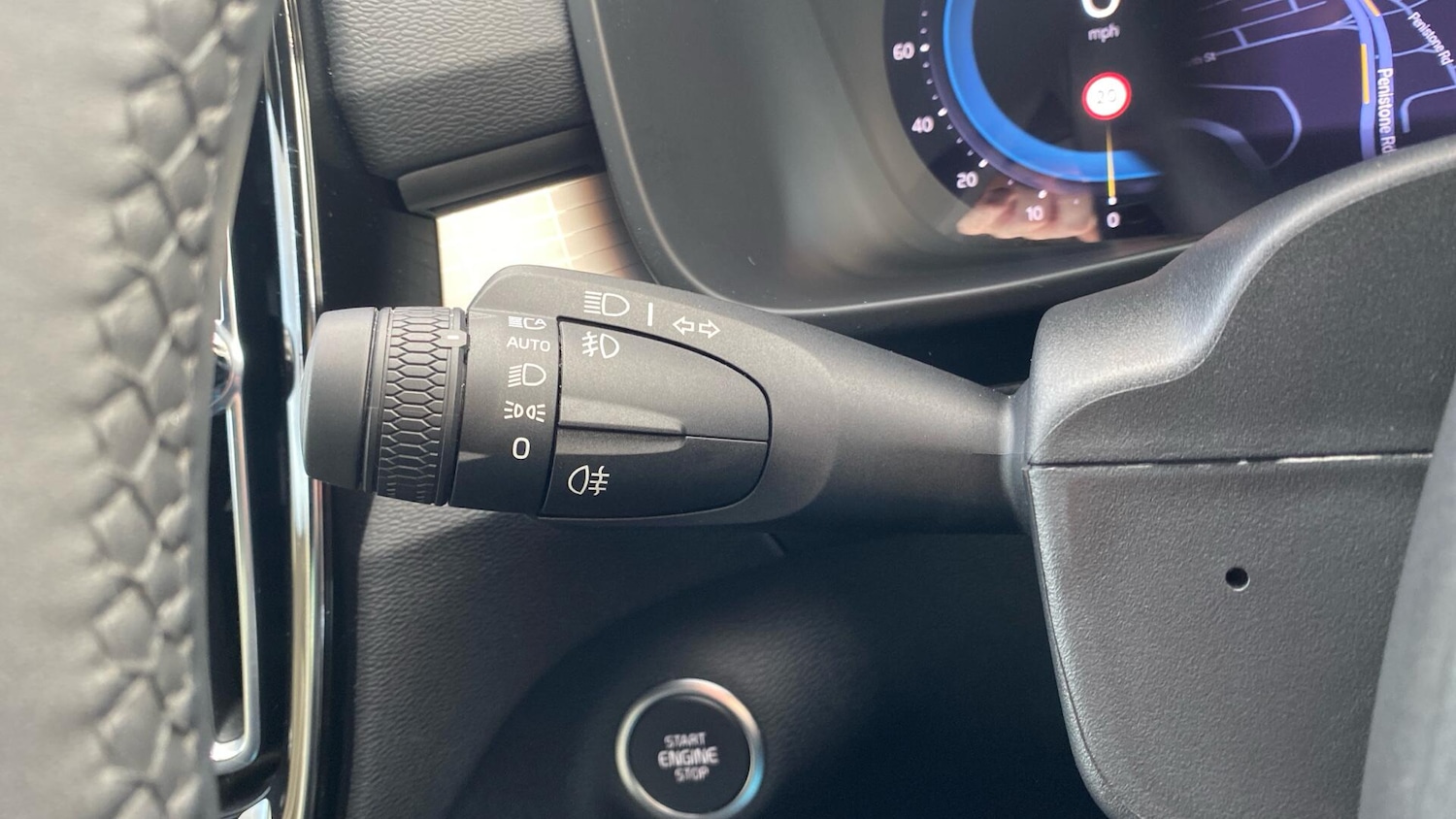 Used Volvo XC40 2023 for sale - 76936269: Photo 20