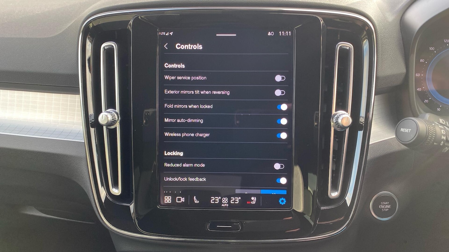 Used Volvo XC40 2023 for sale - 76936269: Photo 25