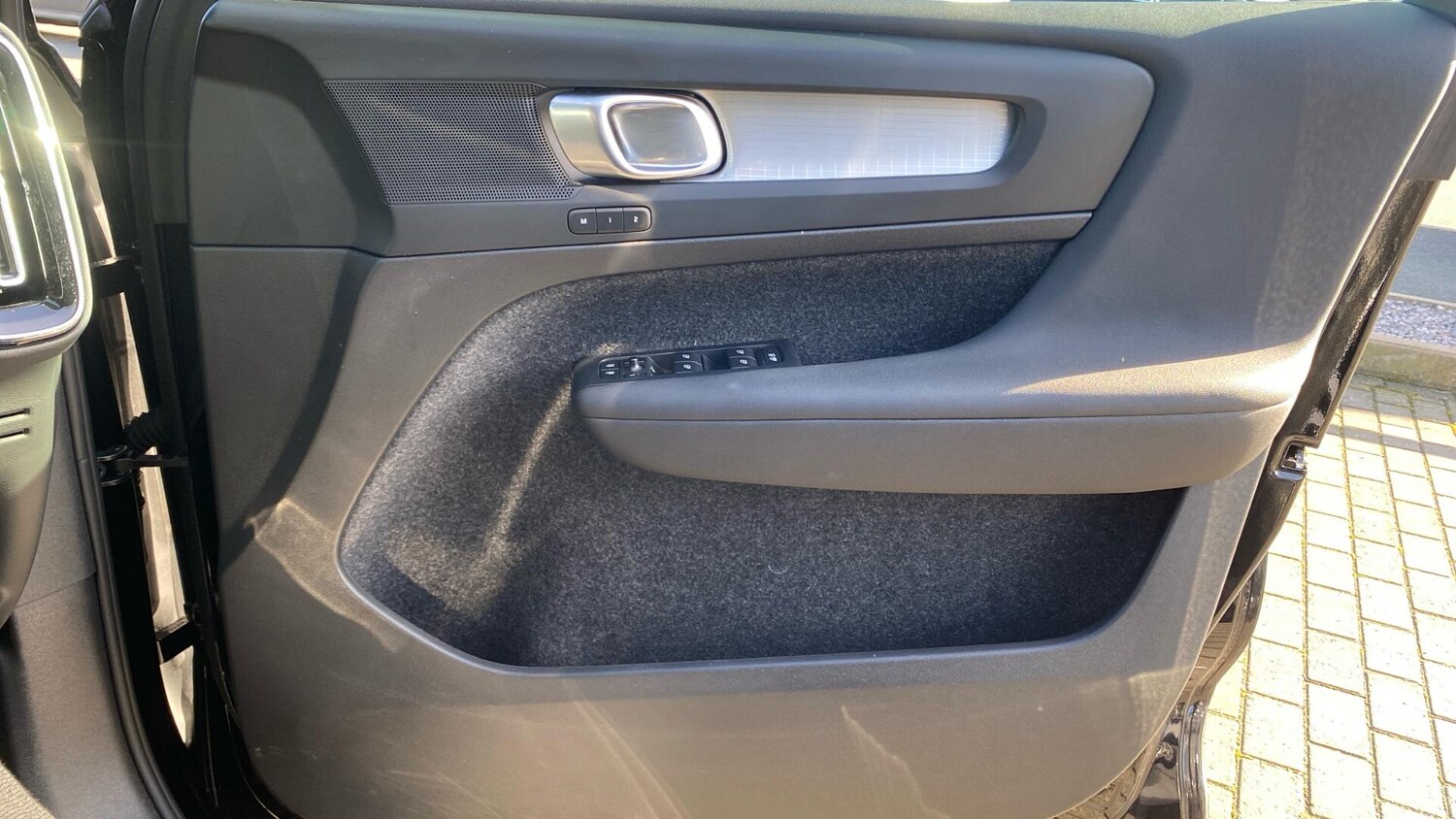 Used Volvo XC40 2023 for sale - 77768928: Photo 29