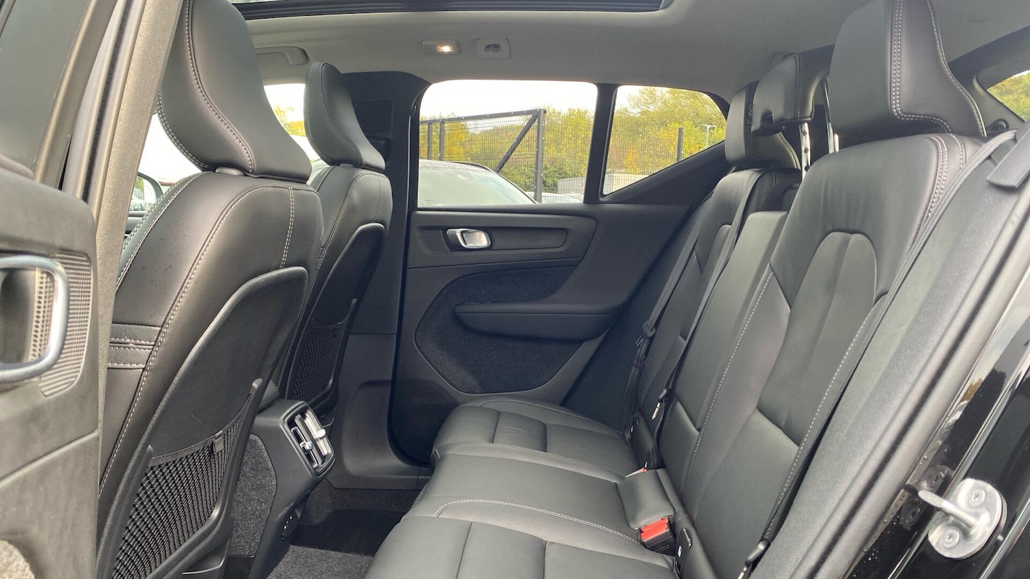 Used Volvo XC40 for sale - 77267108: Photo 14